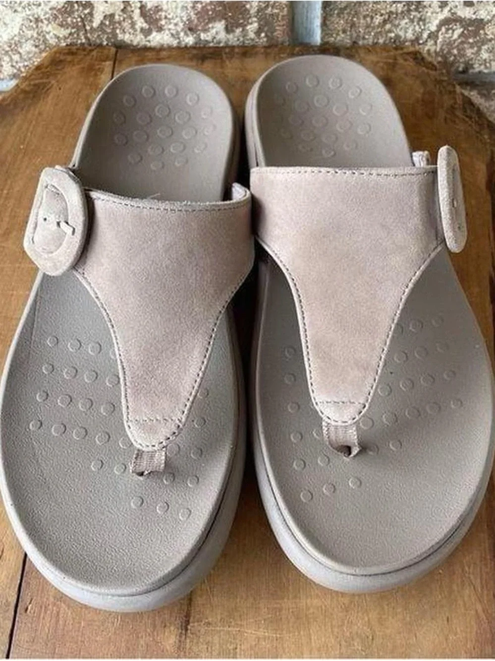Vionic Activate Sandals, Women’s, Excellent Condition